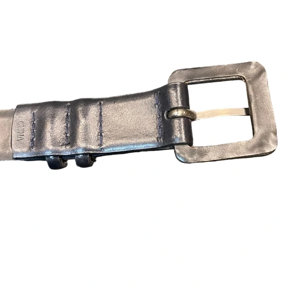🖤DKNY black belt is like new - Great vintage condition!